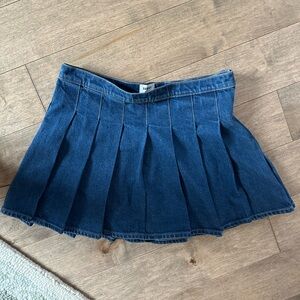Aritzia Sunday Best Denim Pleated Mini Skirt